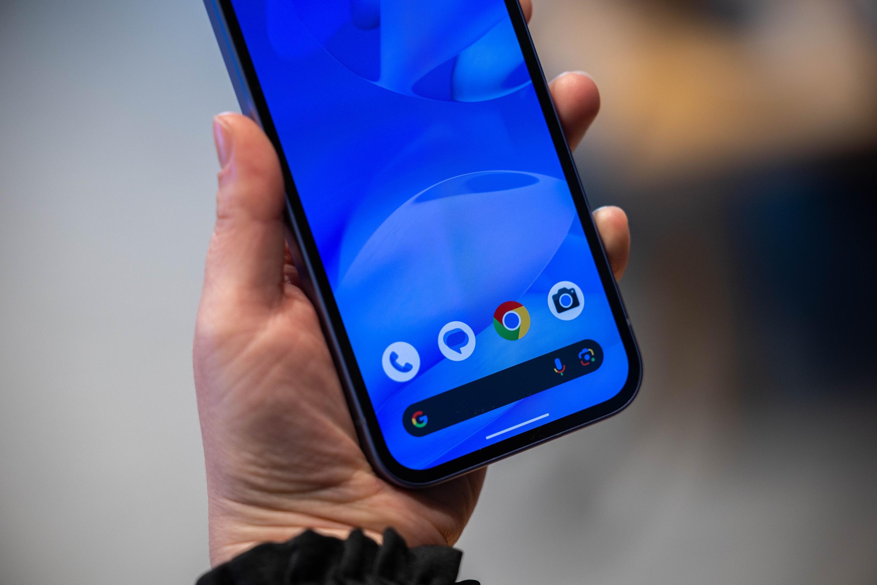 Google Unleashes Epic AI Features for Pixel Phones Now!