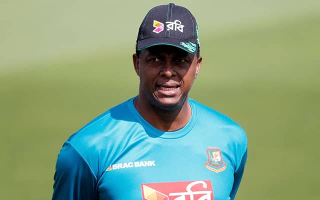 Courtney Walsh: The Cricket Legend Ready to Rescue West Indies