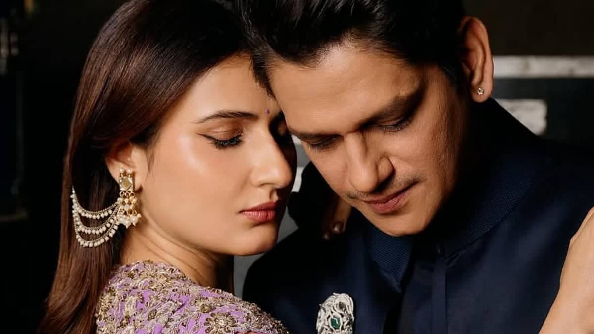 Vijay Varma's Epic Moment with Fatima on Gustaakh Ishq Set