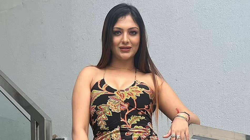 Khushi Mukherjee Claims Friends Drugged Her And Stole 25 Lakh Bling