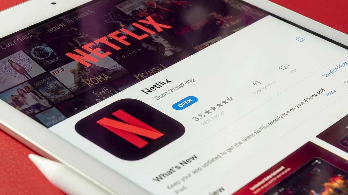 Netflix's 82.7 Billion Heist: Warner Bros and HBO, Done!