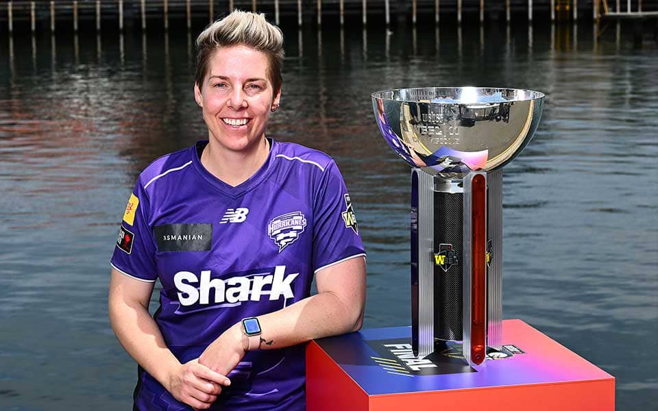 Elyse Villani retires after leading Hurricanes to WBBL title