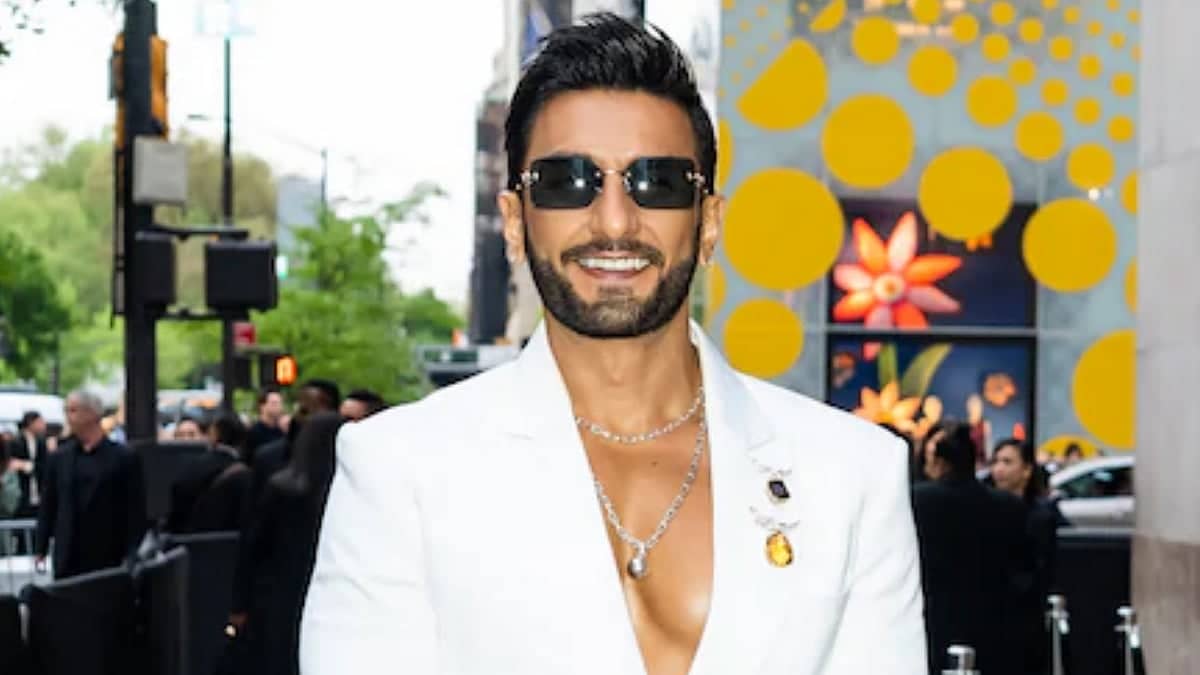 Ranveer Singh's Zombie Flick Pralay Is Coming, Fo' Shizzle!