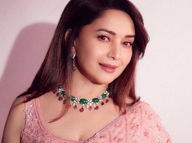 Madhuri ne Juhu flat becha, ₹3.9 crore ka chakkar hai!