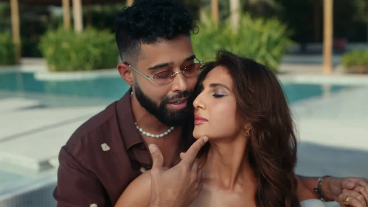 AP Dhillon & Vaani Kapoor's Aadat Is A Music Sensation