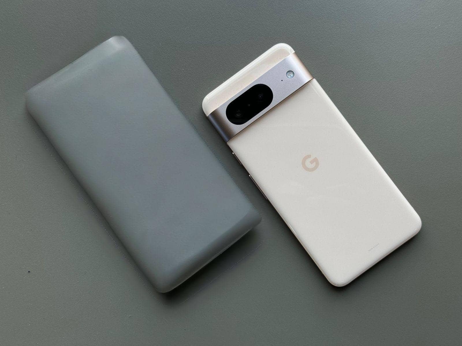 Google’s Pixel 8 Panorama: Dance Steps for Perfect Pics!