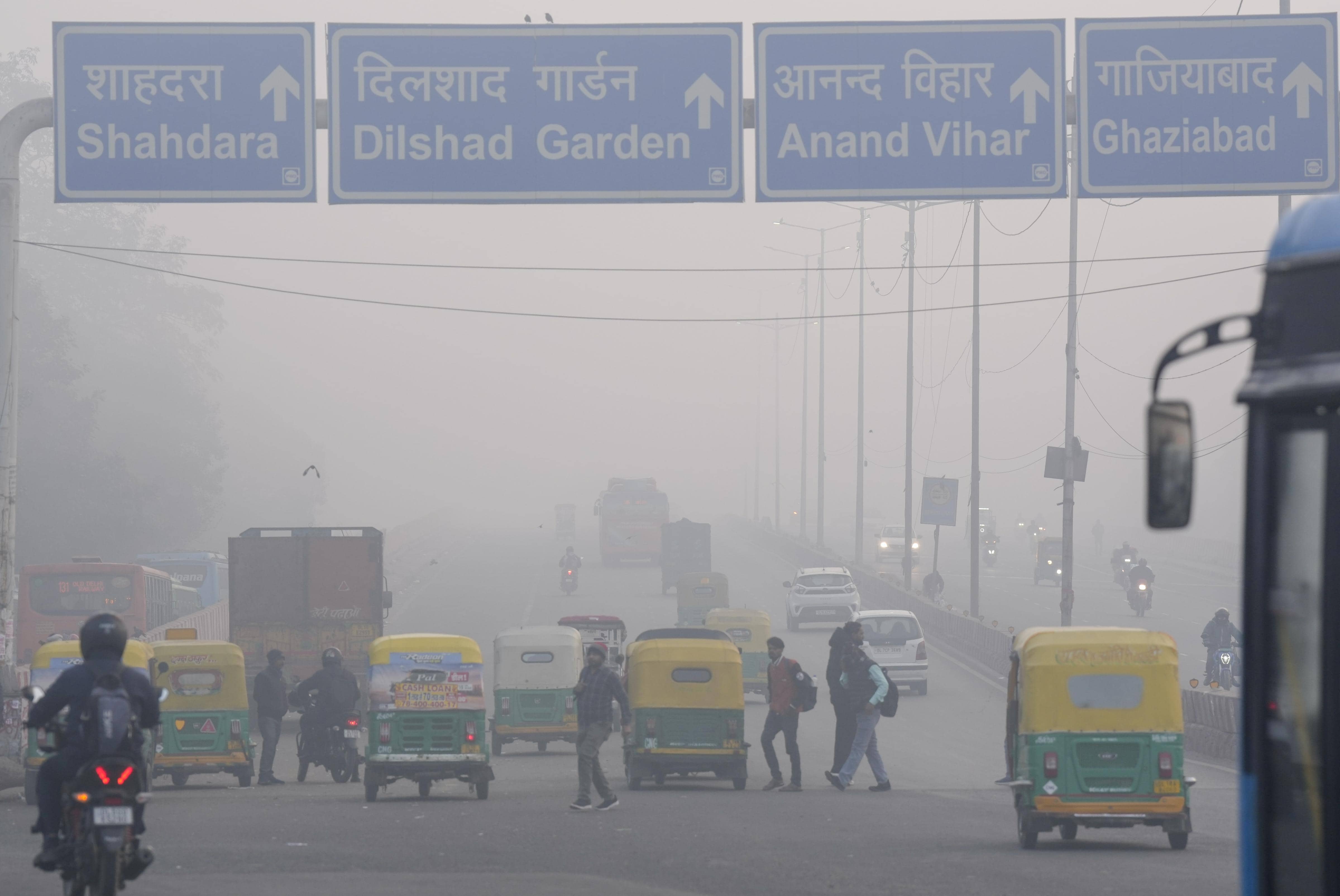 Delhi ki hawa ka haal, pollution se bhari saari baatein!