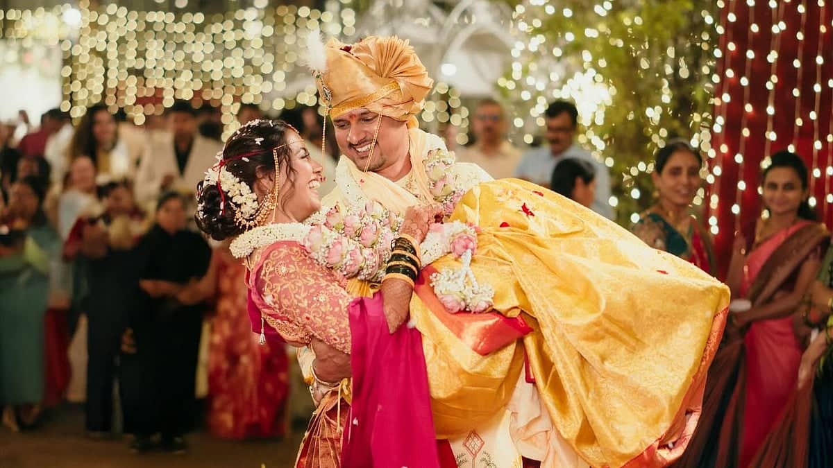 Shaadi ki Shor, Jay Dudhane Aur Harshala Ki Pyaar Bhari Kahani