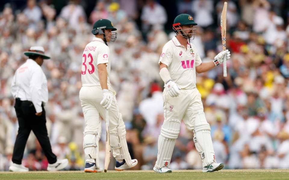 Ashes 2025-26: Australia Stuns England on Day 2 - Wow!