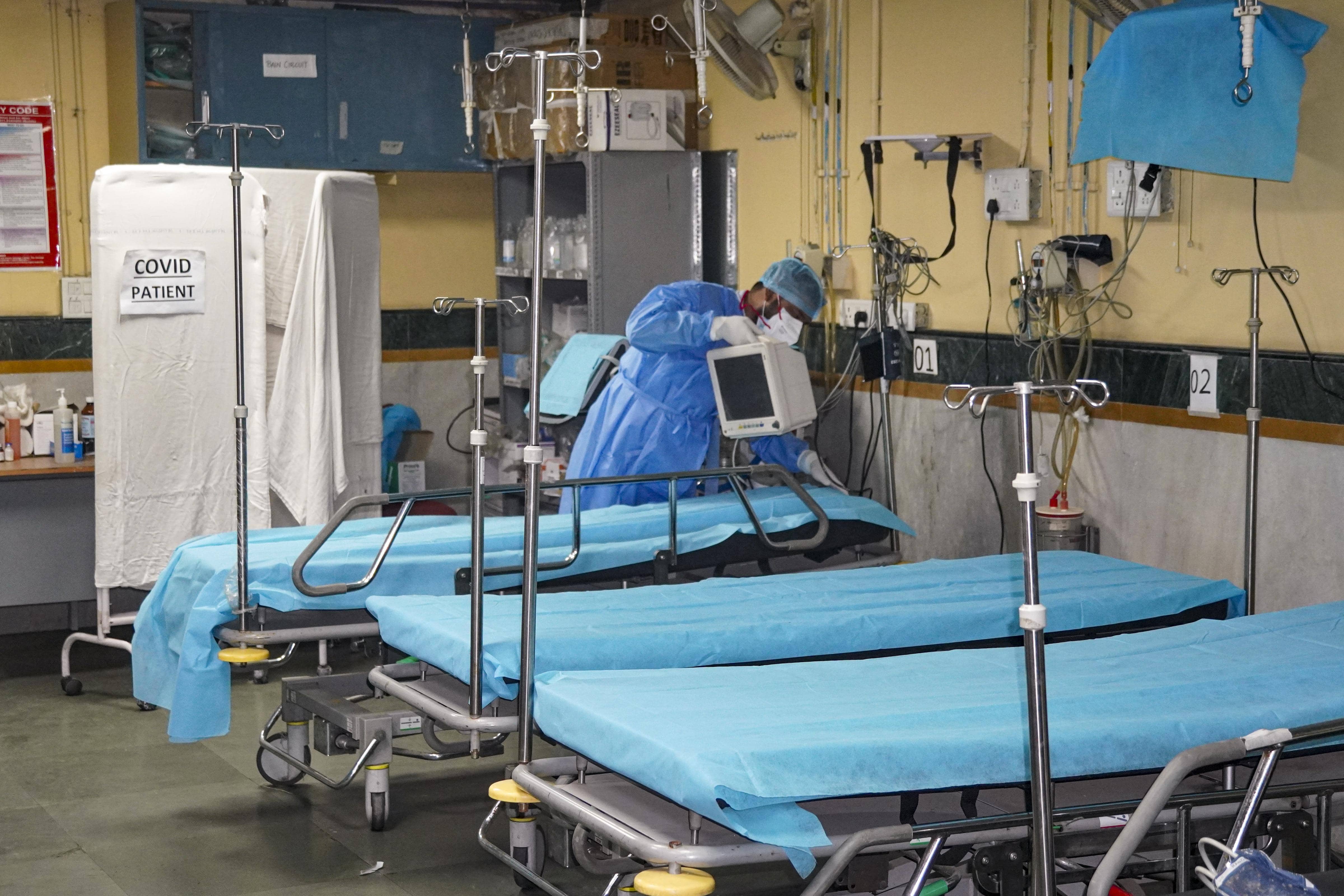 Indore Water Crisis: 142 Hospitalized, Politicians in Chaos!