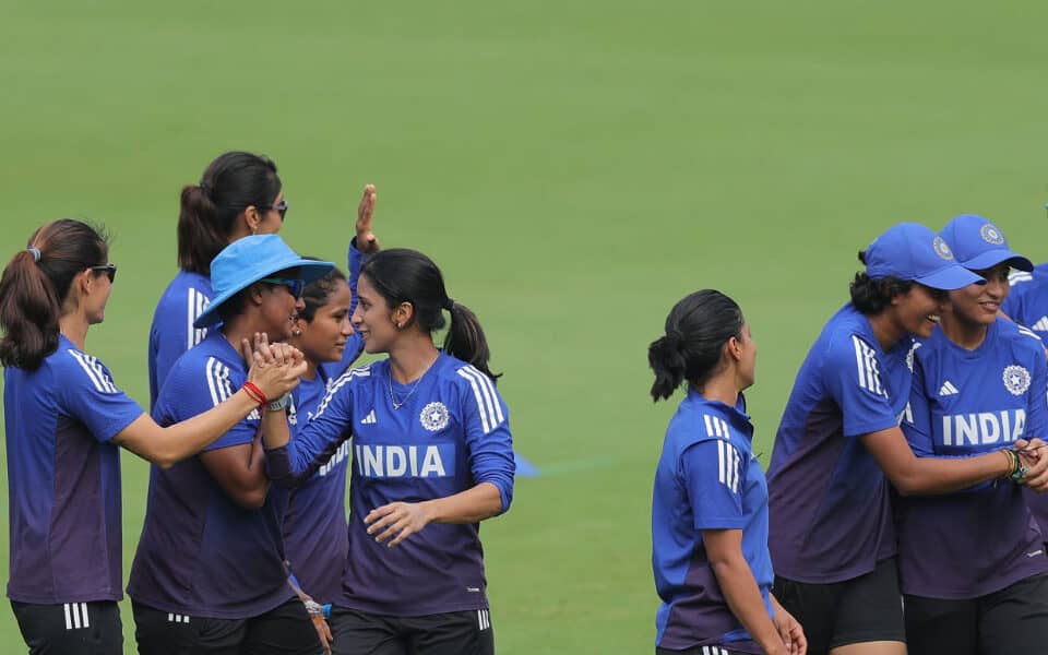 India's Women's Cricket Team: A Force to Be Reckoned With!