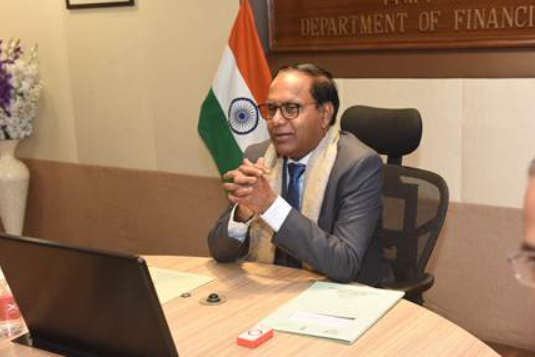 DFS Launches Ultimate Salary Account for Government Workers