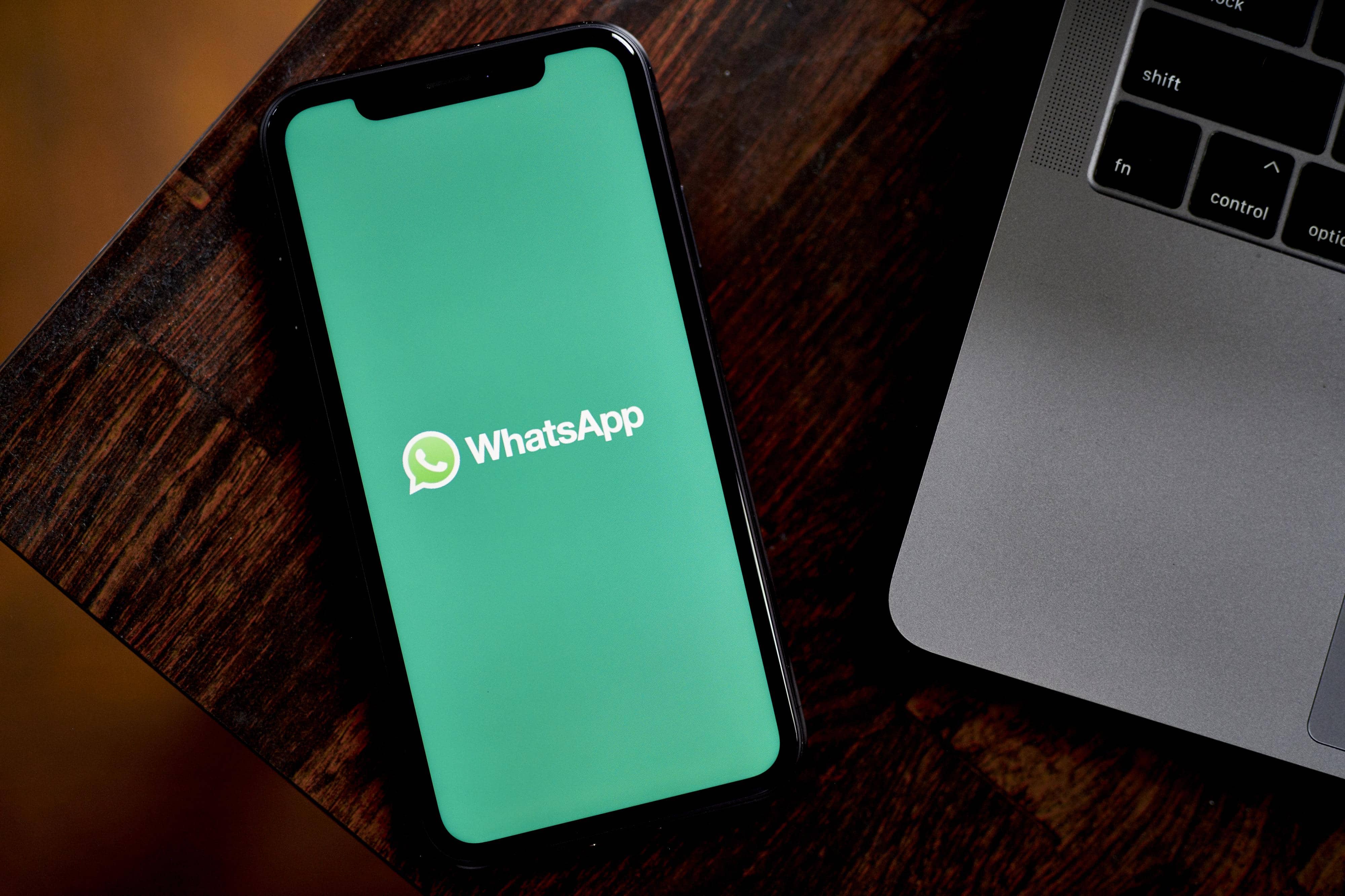 WhatsApp's New iPhone Feature: Share Chats Like a Champion