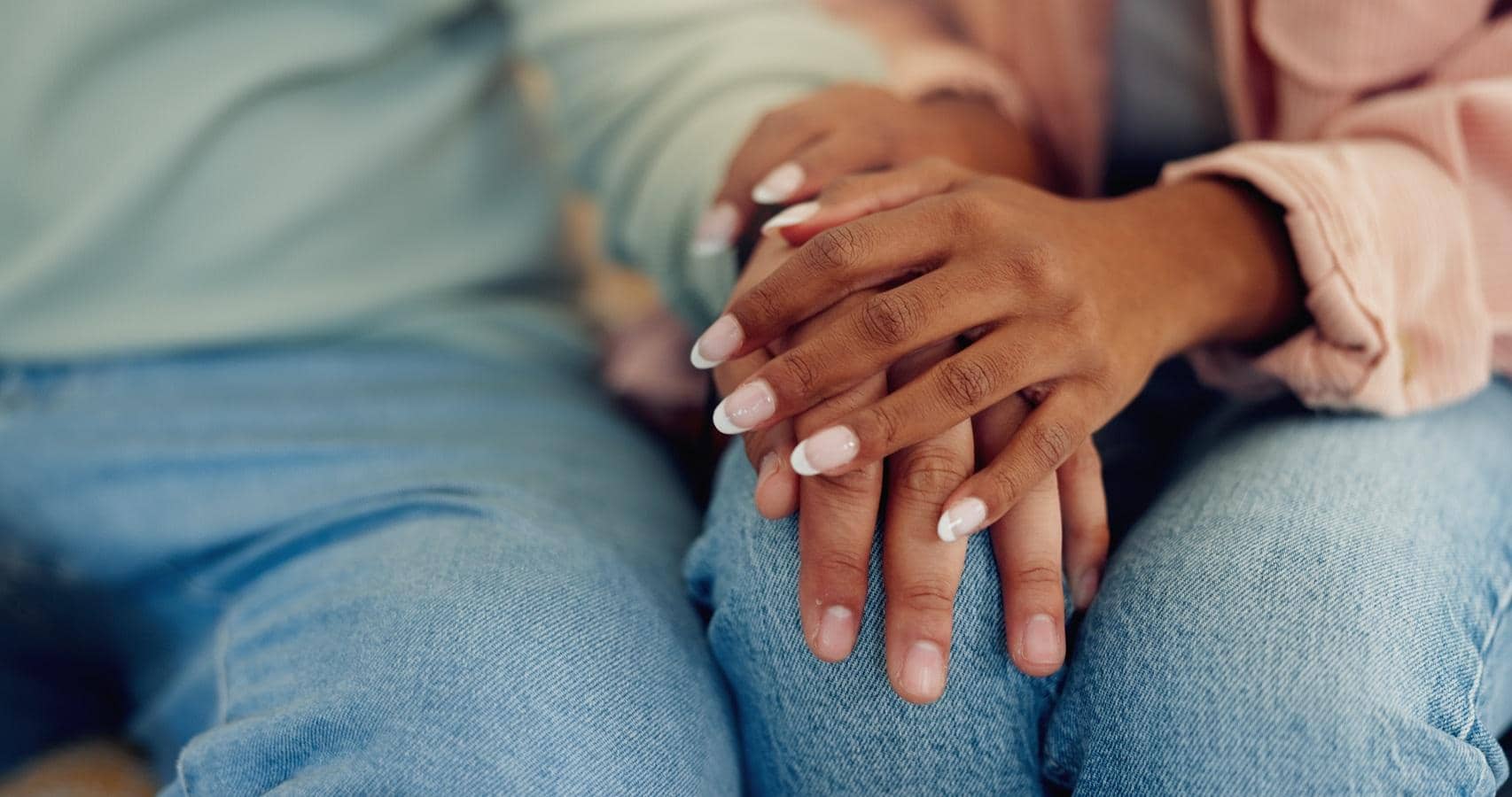 Trauma Bonding: The Crazy Love Trap You Can't Escape!