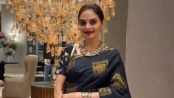 Madhoo Declares Education is Essential for Actors, Believe Me!