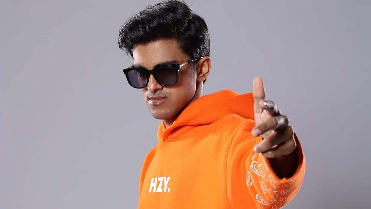 Maxtern Calls Out Elvish: The Reality Show Drama Unfolds!