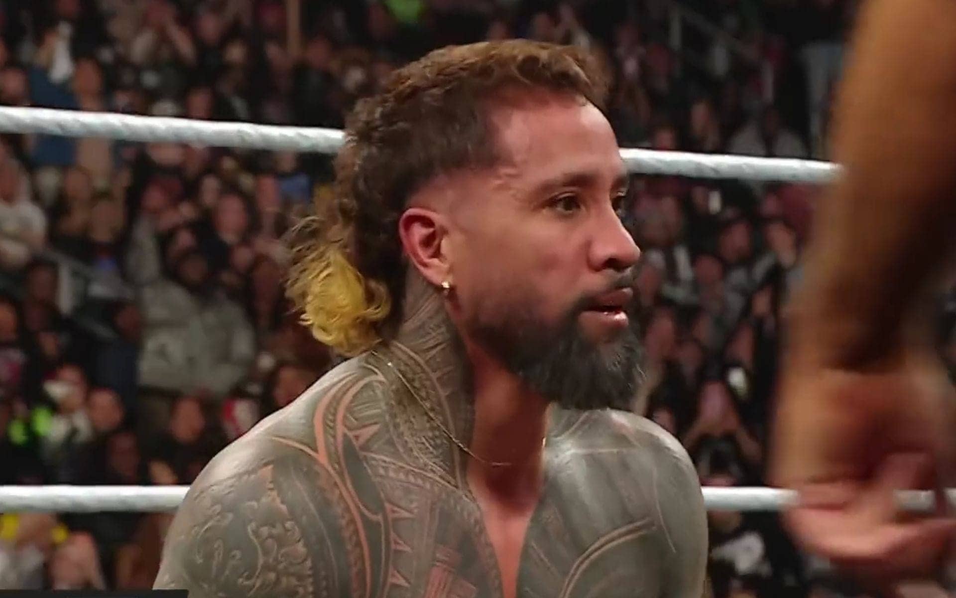 BREAKING: Jey Uso replaced by 30-year-old star at the Elimination Chamber on SmackDown