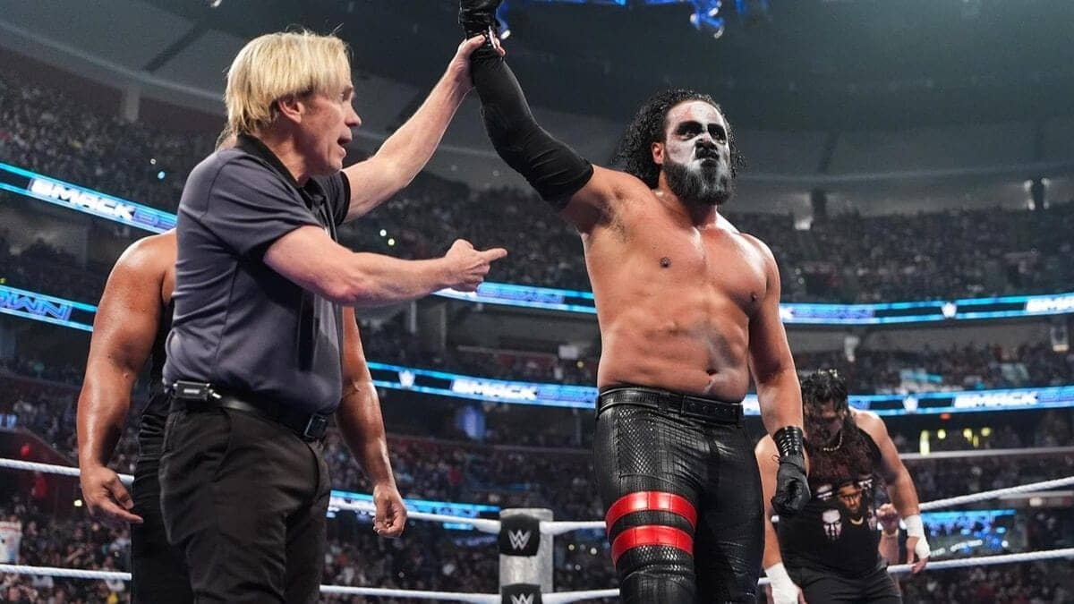 6 WWE Superstars Ready to Snatch the US Title from Hayes