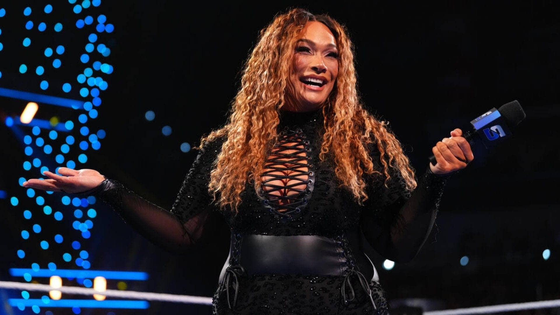 Nia Jax ne Bella Twins ko SmackDown bulane ka kiya ailan!