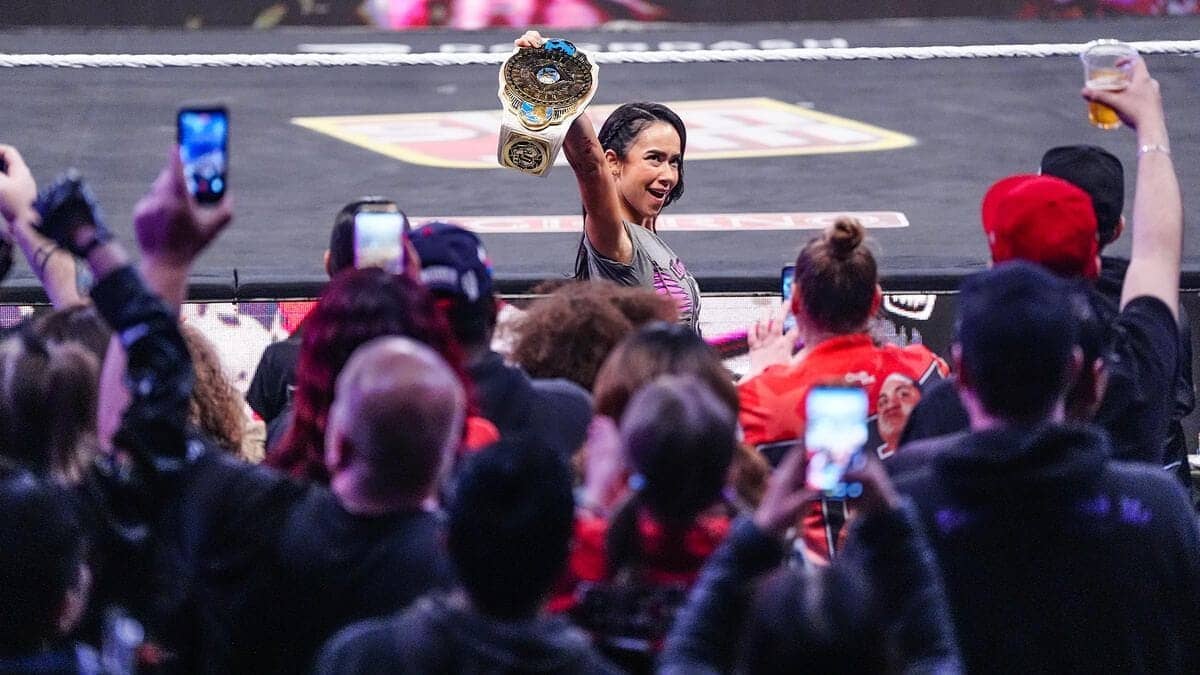 Bayley vs AJ Lee: The Throuple Showdown is Here!