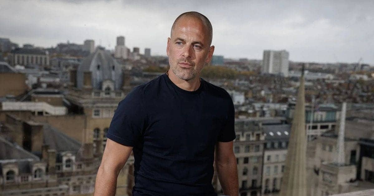 Chelsea's Goalkeeping Crisis: Joe Cole's Winning Strategy!