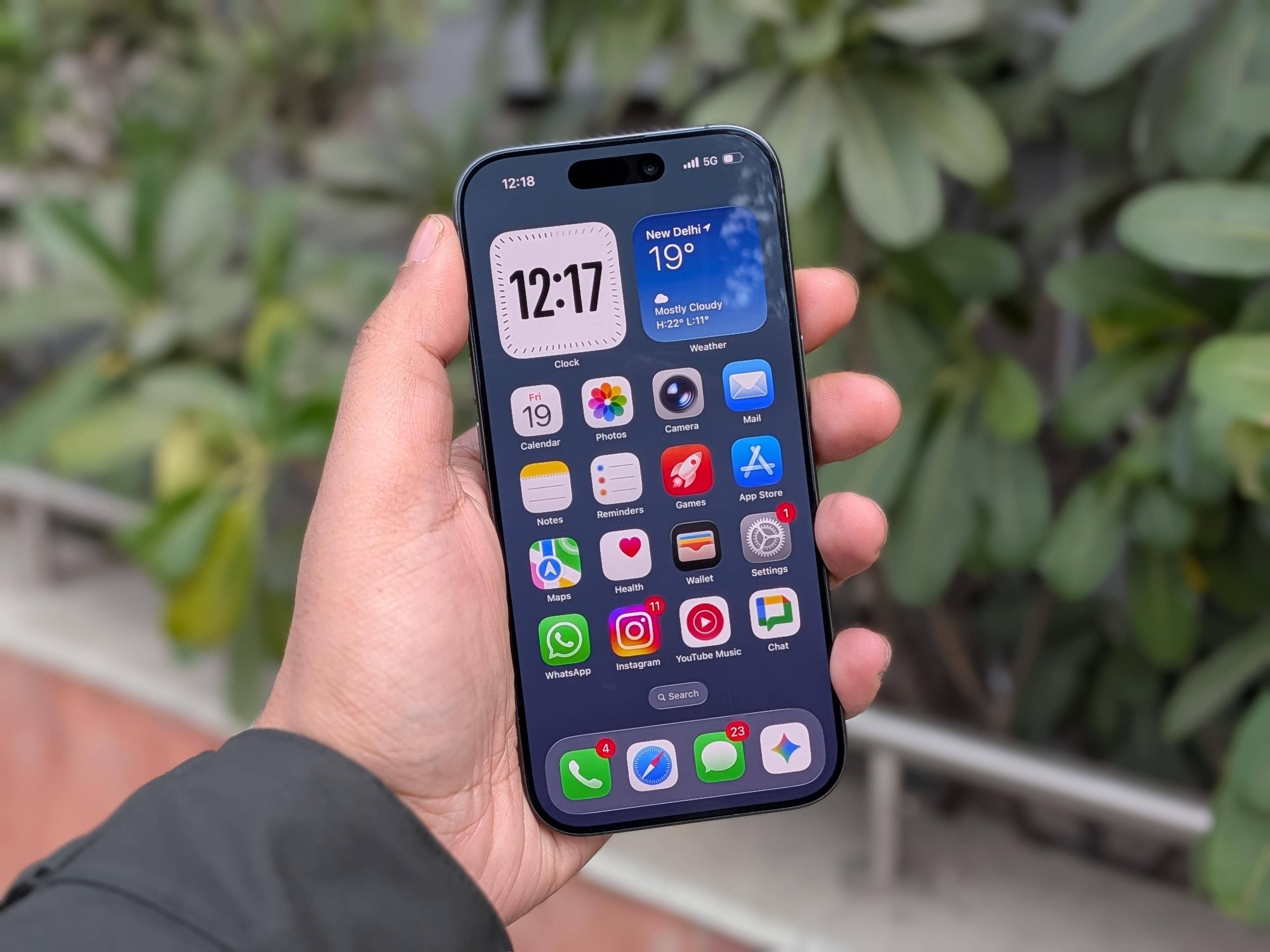 iOS 27: Get Ready for Liquid Glass Tweaks, Not Overhauls!