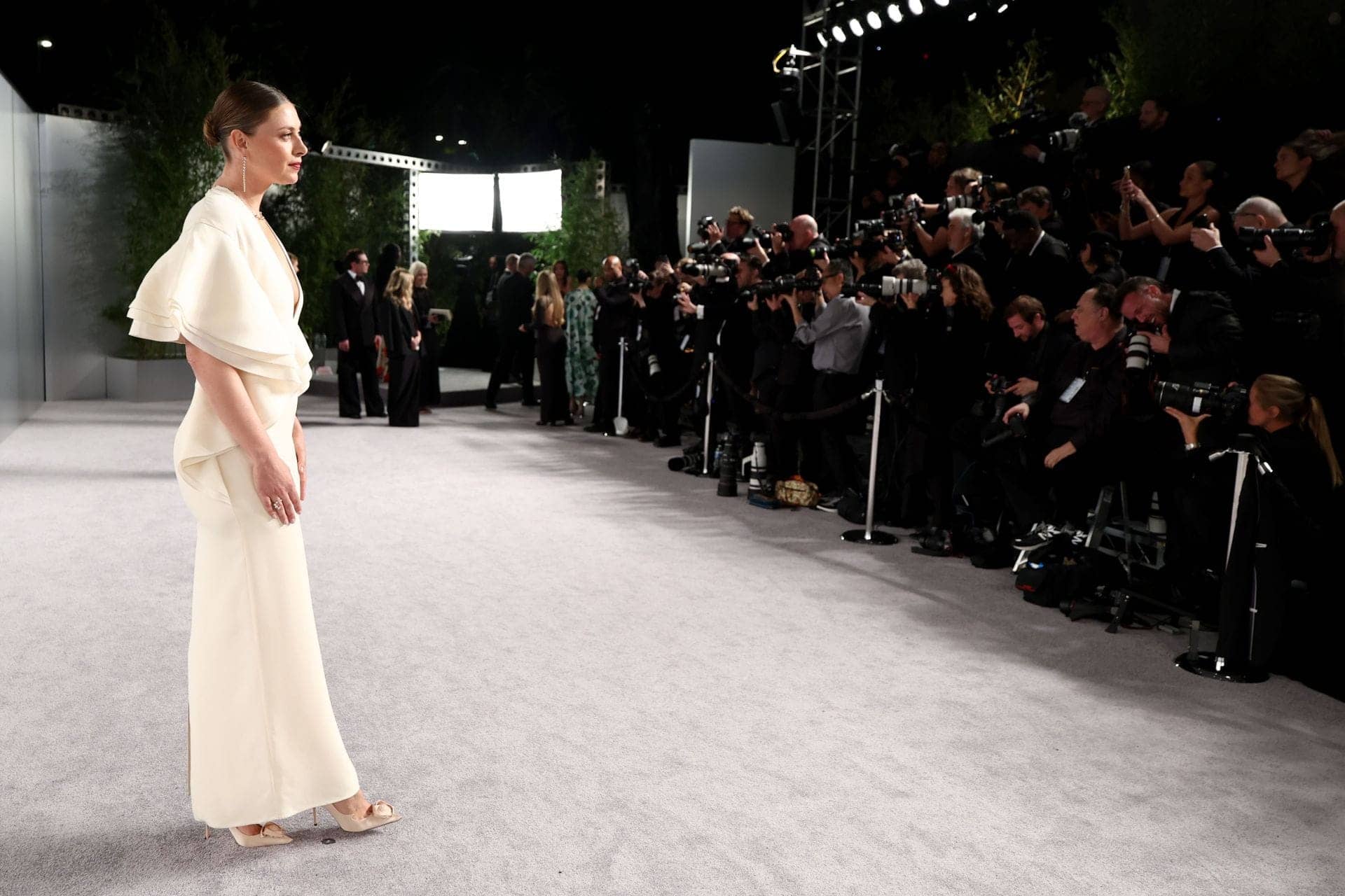 Maria Sharapova Shines in Cream at Oscars After-Party