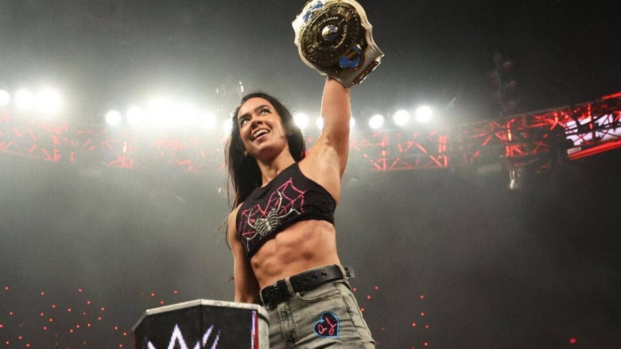AJ Lee's Championship Swagger Steals the Show on RAW