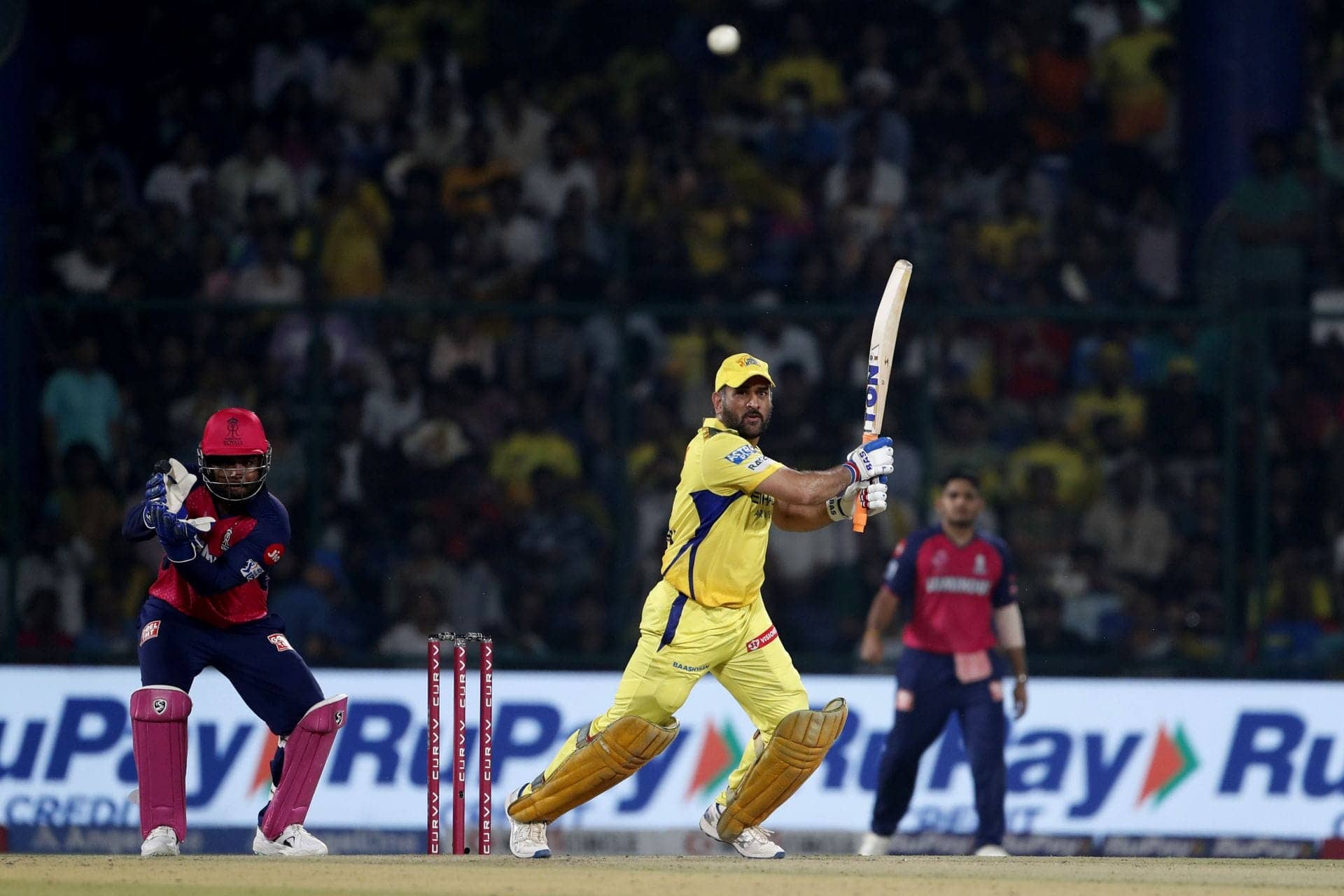 Sam Billings Raves About Dhoni's Legendary Status Ahead of IPL