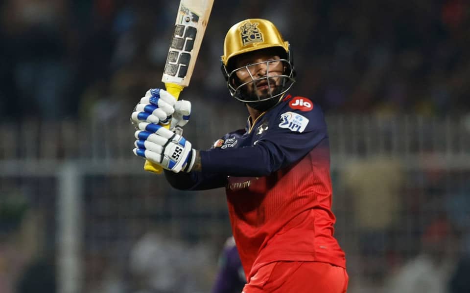 Irfan Pathan Calls Out RCB Stars Ahead of IPL 2026