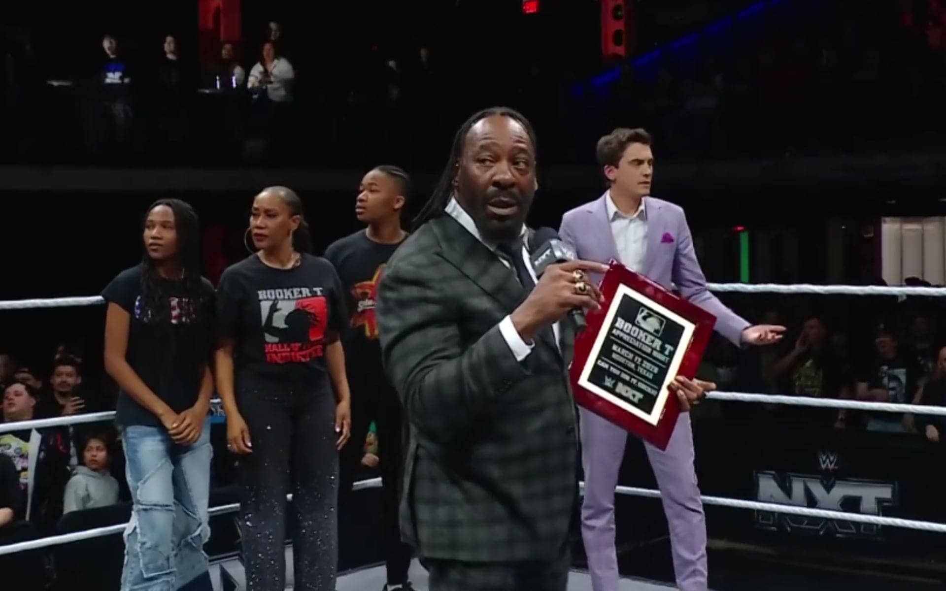 WWE Drama: Keanu Carver ki dhamki aur Booker T ki night