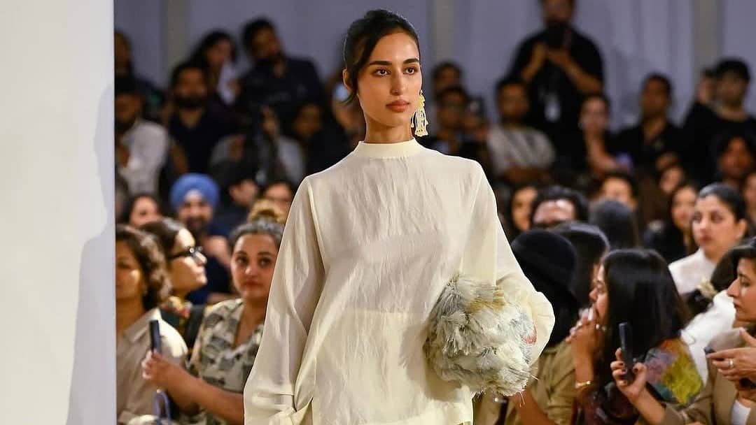Hardik Pandya's Girlfriend Mahieka Sharma Steals The Spotlight At Lakmé Fashion Week 2026, Walks The Ramp In Flowy White Look - Watch Video