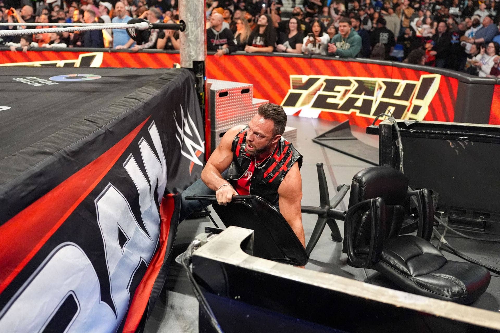 LA Knight's Epic Fail on WWE RAW: A Total Disaster!