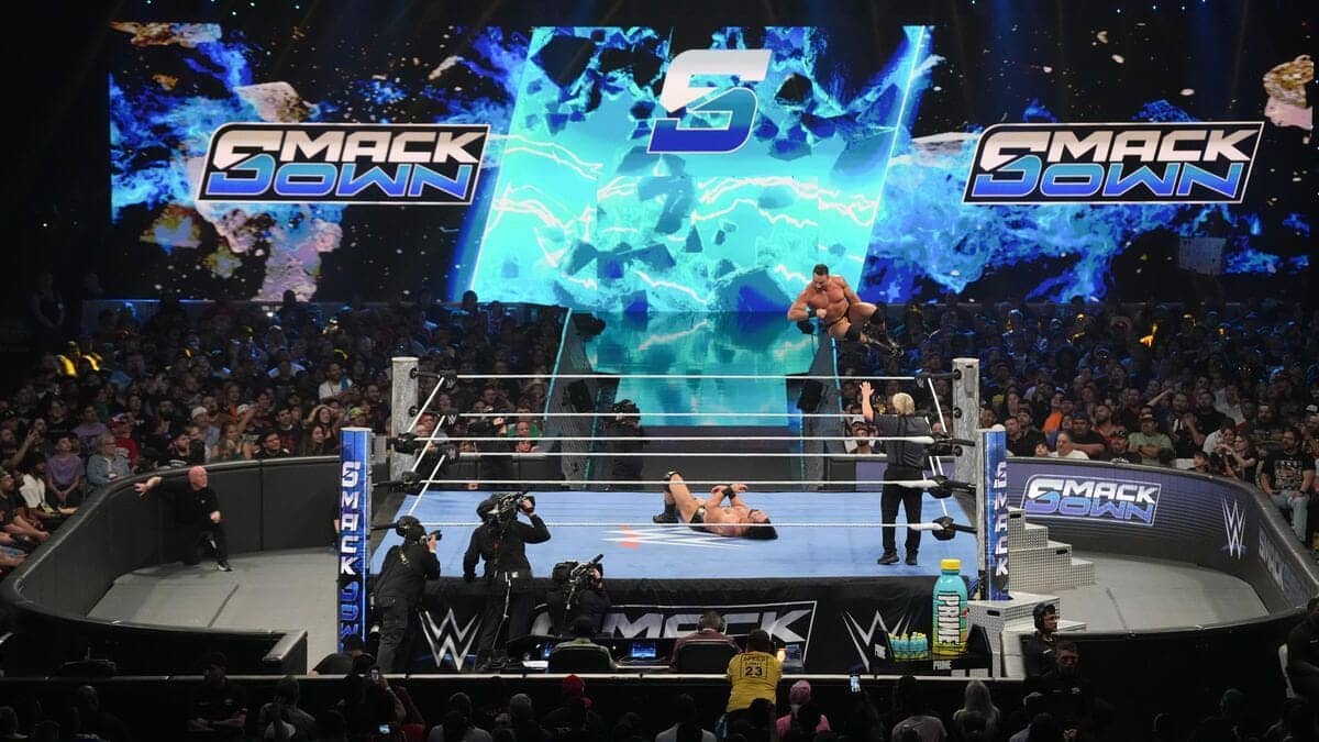 WWE SmackDown: Bachon se tang aa gaya, badal raha hai rang!