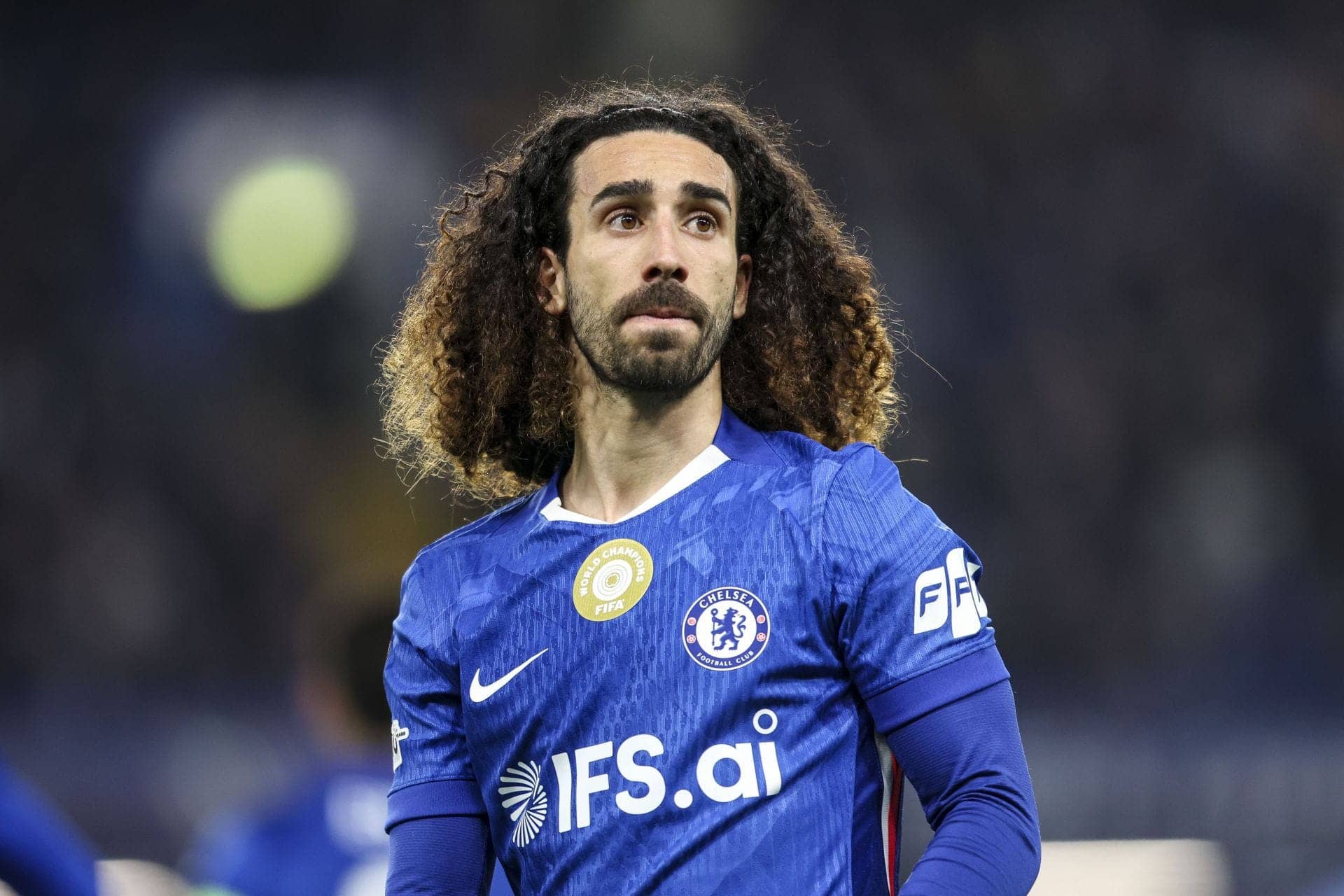 Cucurella's Chelsea Bliss: Barcelona's Temptation Awaits!