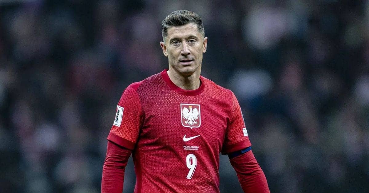 Lewandowski Teases Retirement After Poland's World Cup Exit
