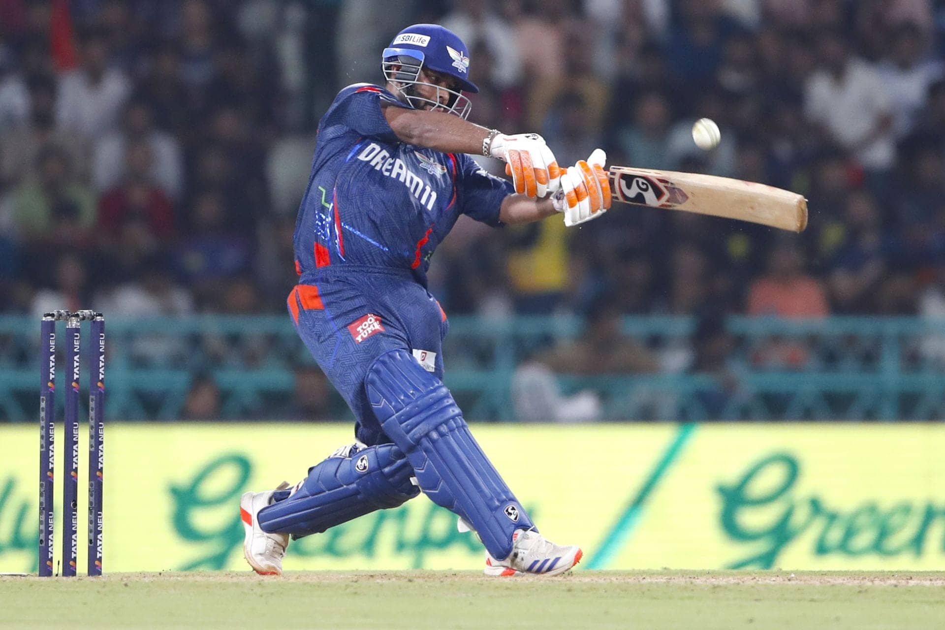 Kris Srikkanth tears into LSG's ridiculous batting decisions!