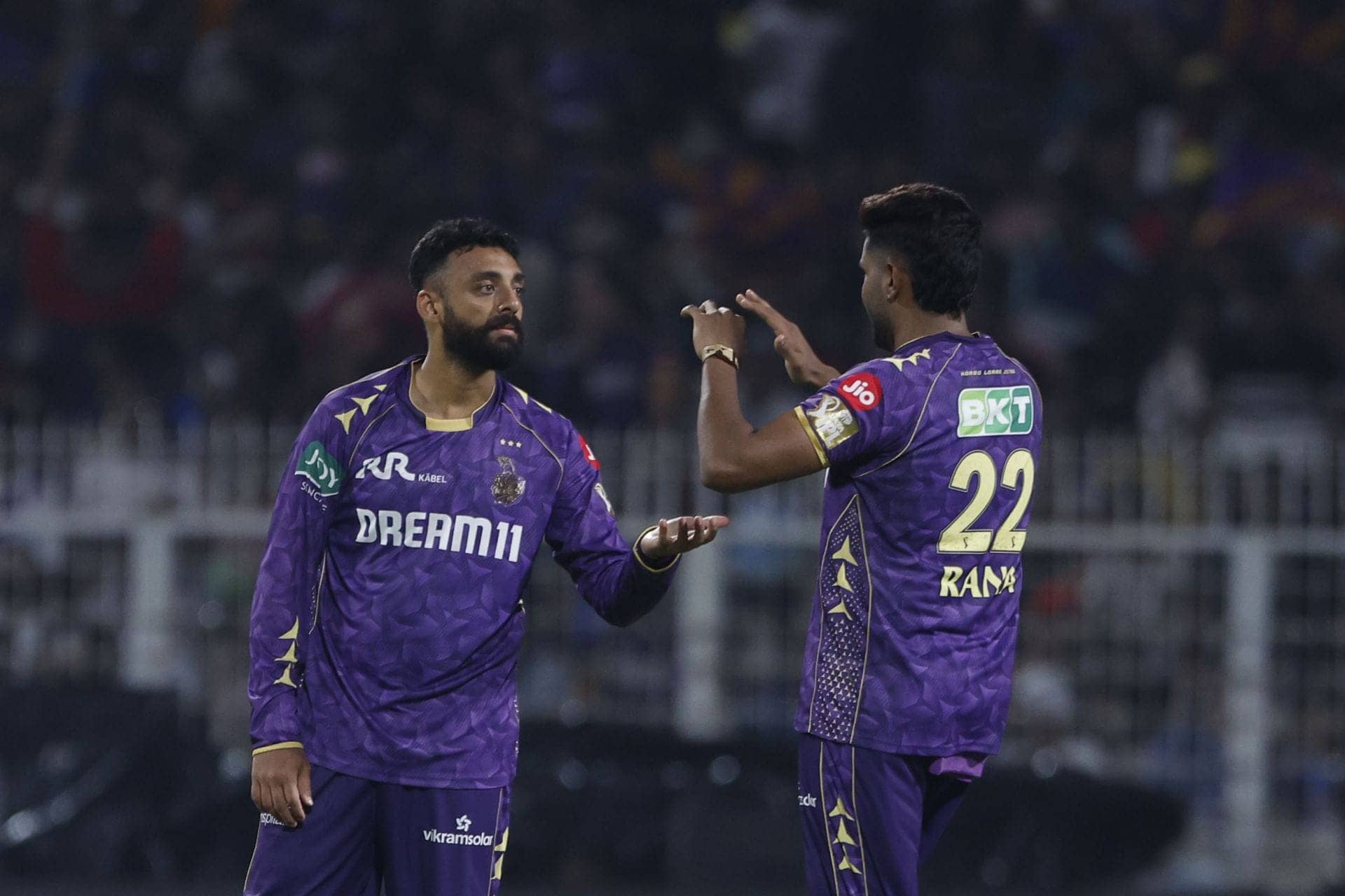 Rahane's Powerplay Disaster: Chakaravarthy's Major Fail!