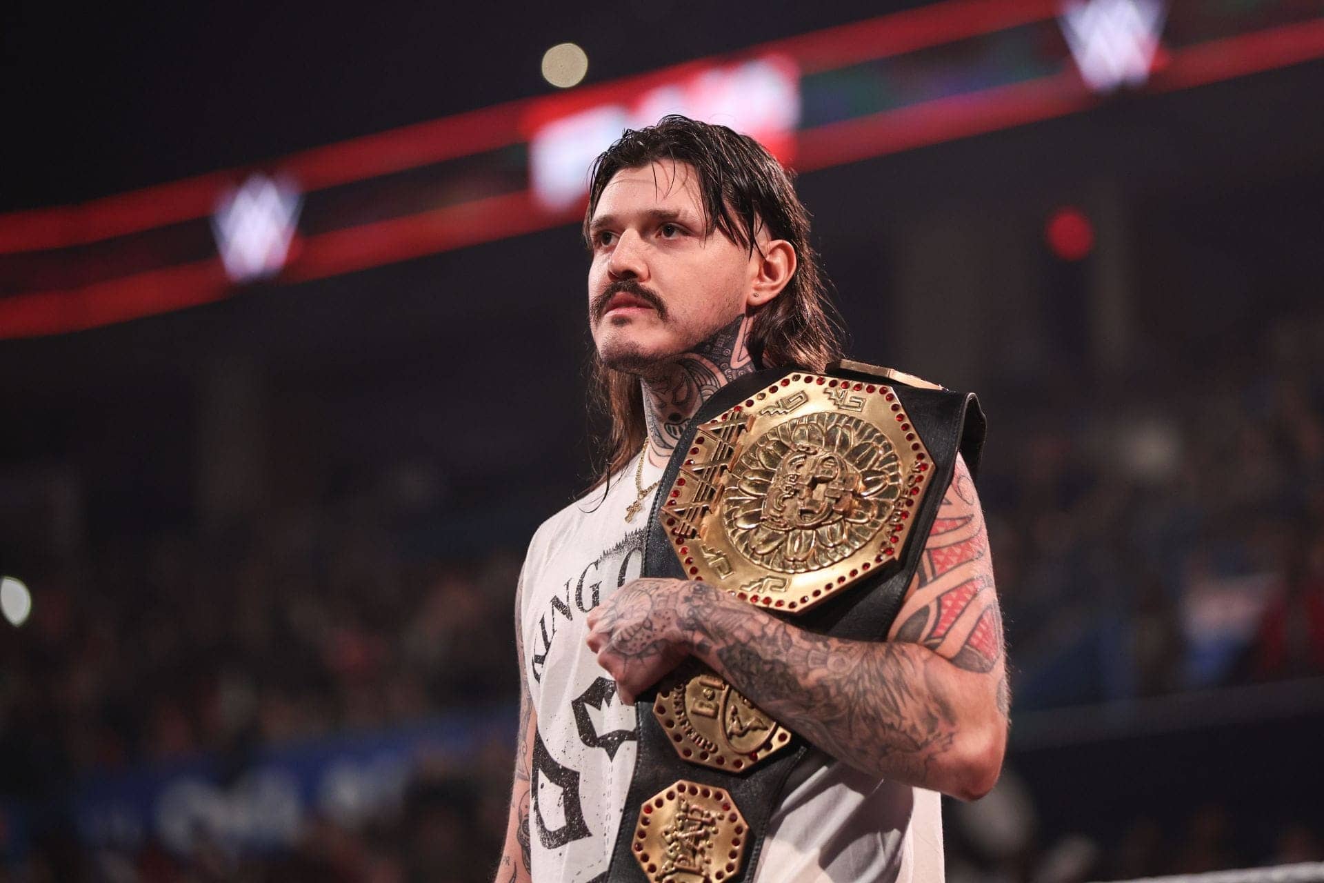 Dominik Mysterio Disses Fans, Gears Up for WrestleMania 42