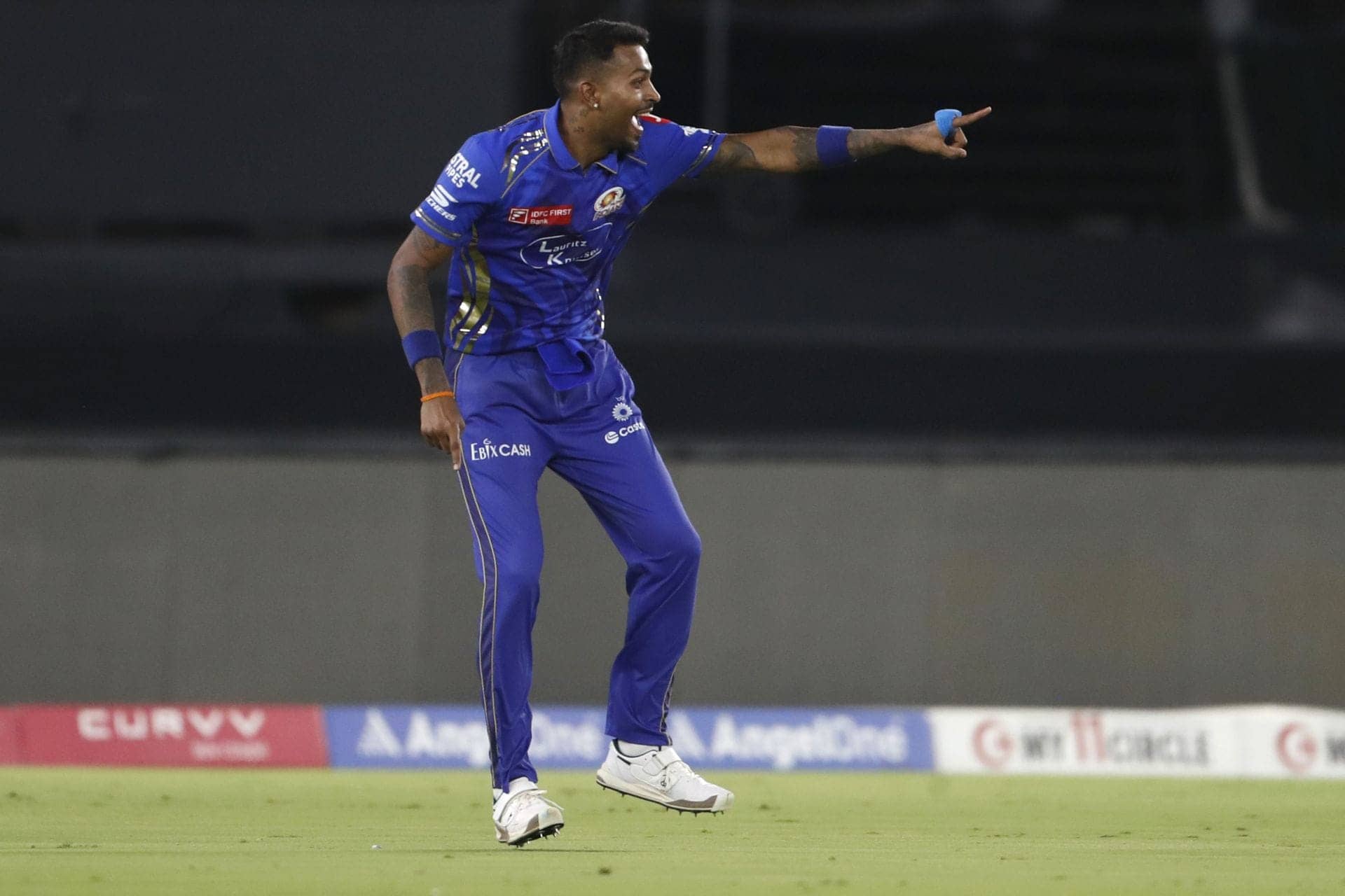 Hardik Pandya Out As Surya Leads MI Vs DC Today