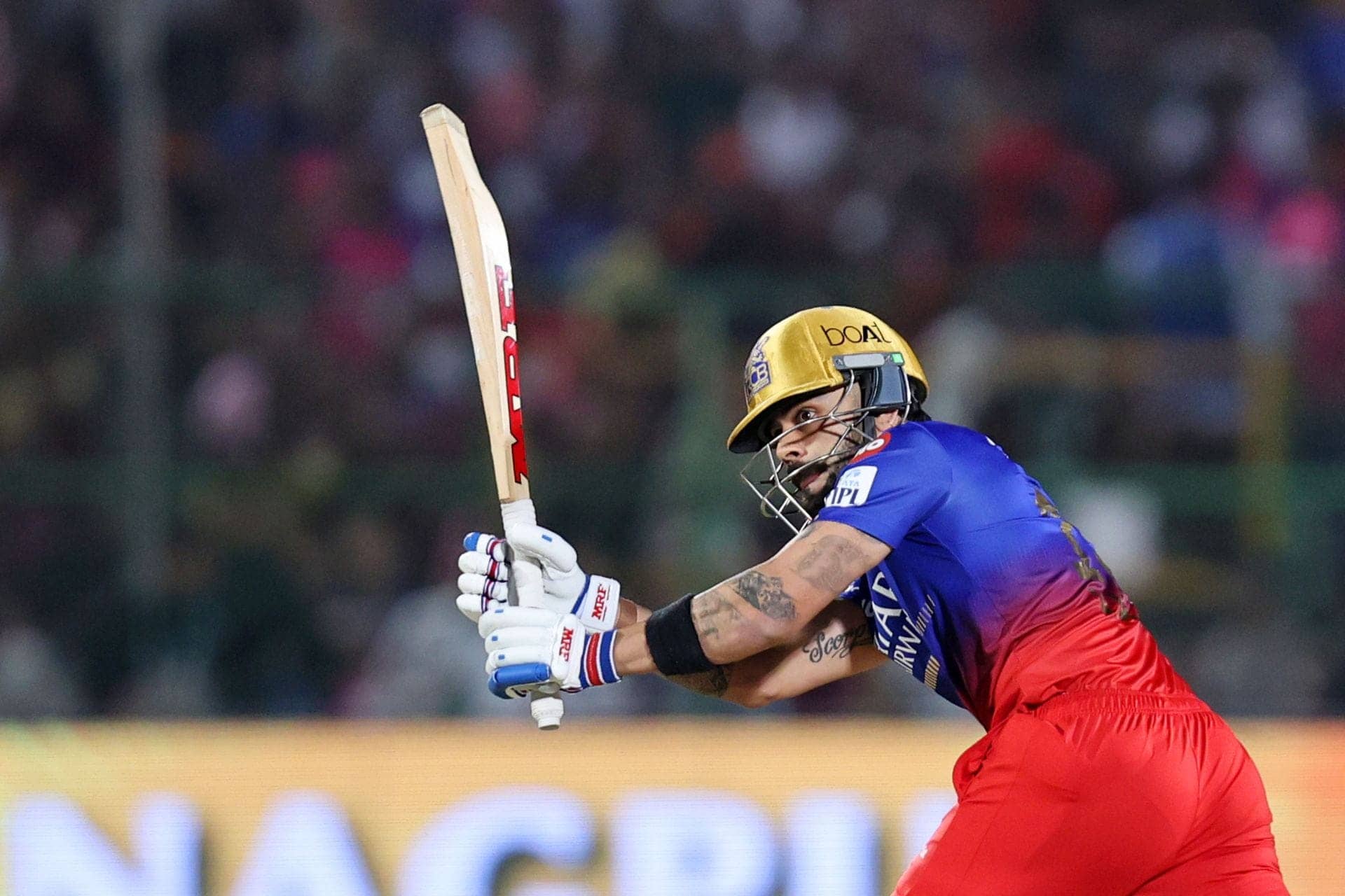Kohli Hits a No-Look Six in RCB vs CSK IPL 2026 Match