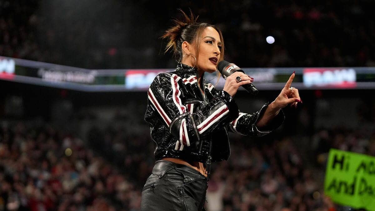 Nikki Bella gives major love to new champ Lola Vice, fo shizzle!