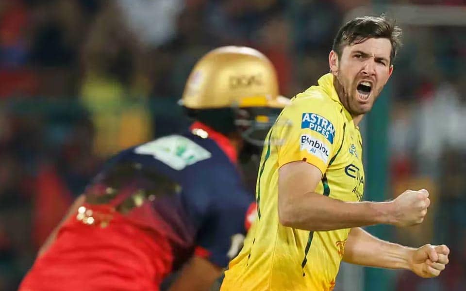 IPL 2026: Badrinath's big questions on CSK's bowling moves