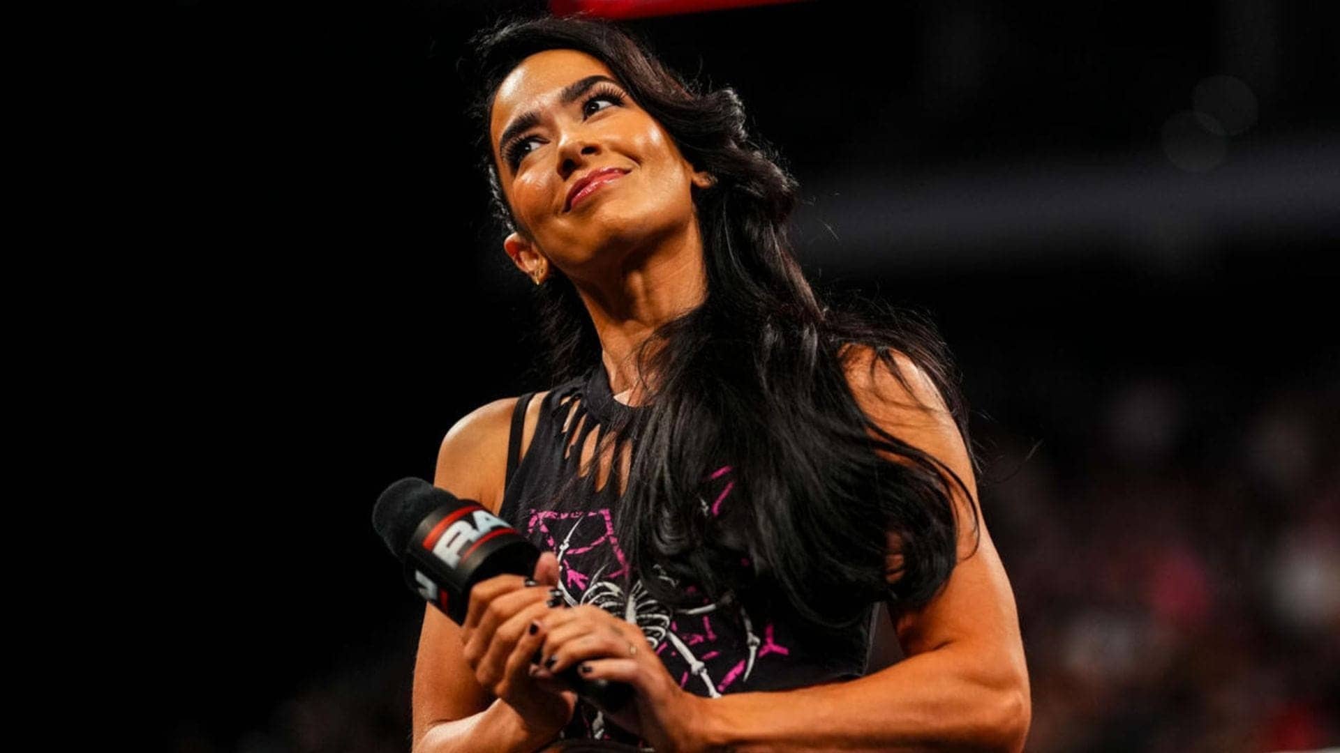 AJ Lee Wants WWE to Bring Back Legends Like Paige and Kaitlyn