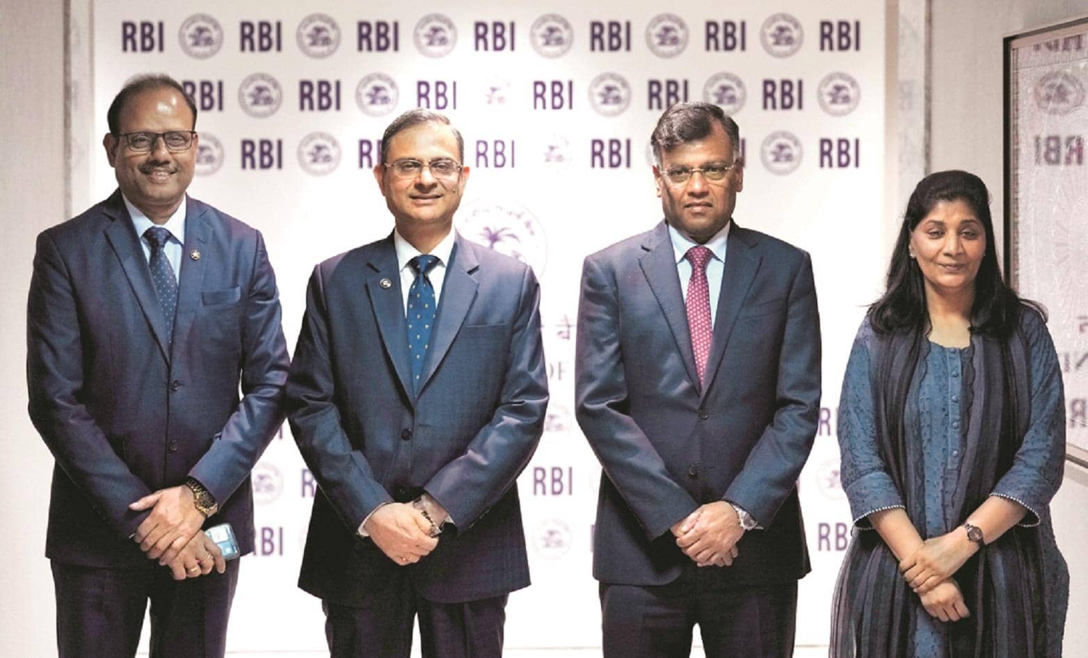 RBI's Malhotra: Rates to Stay Low, Growth Still Strong