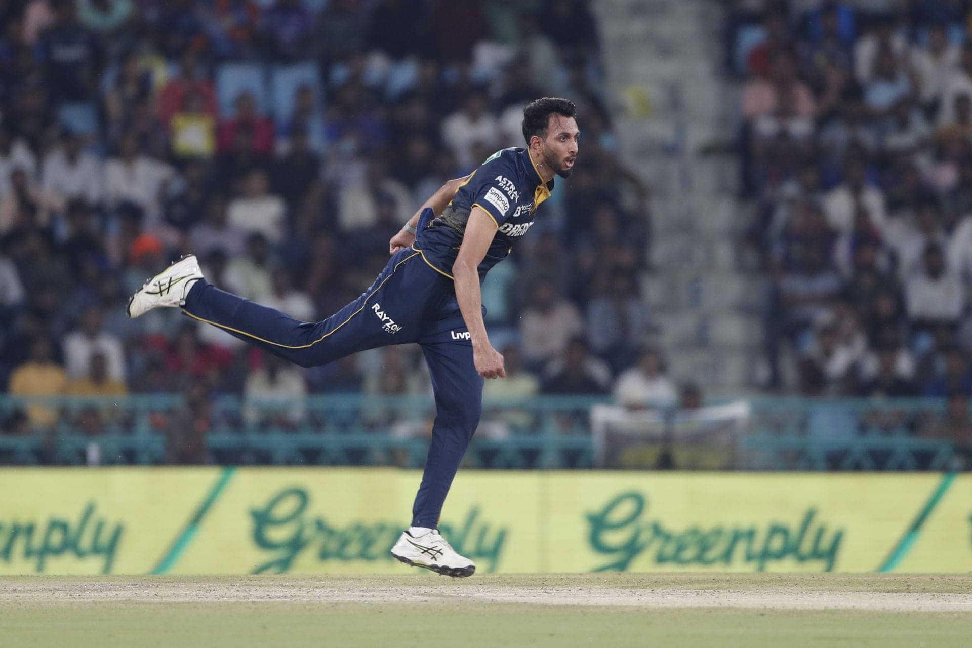 DC vs GT IPL 2026: Ek run ki jeet, shayari aur shor!