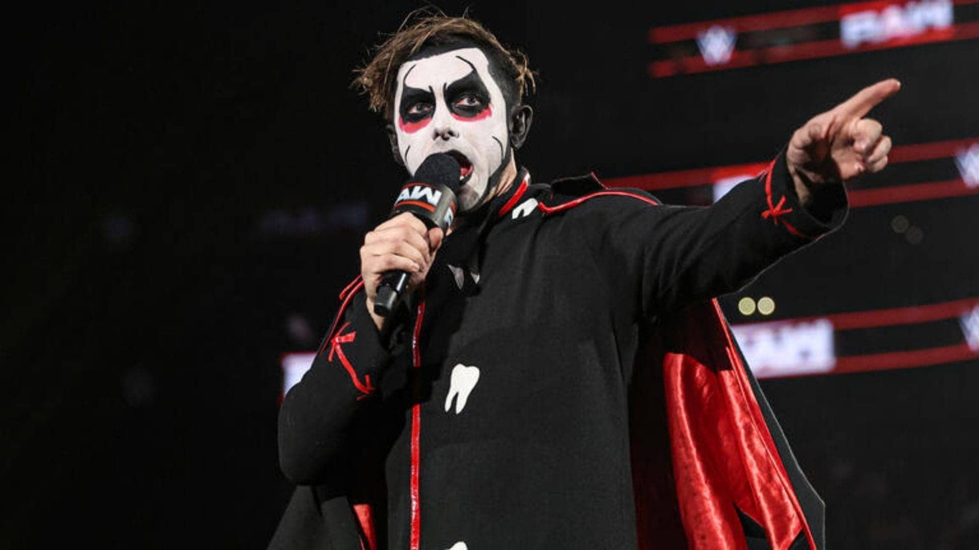 WWE's Tremendous Shout-Out to Danhausen, Award Stealer Extraordinaire