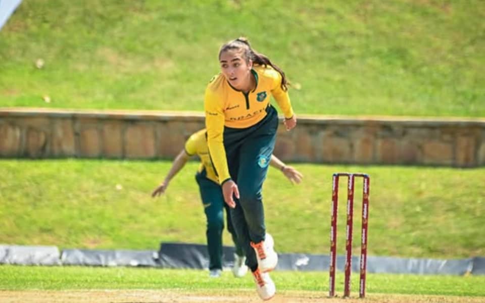 Laura Cardoso's Incredible 9-Wicket Performance Stuns Us All