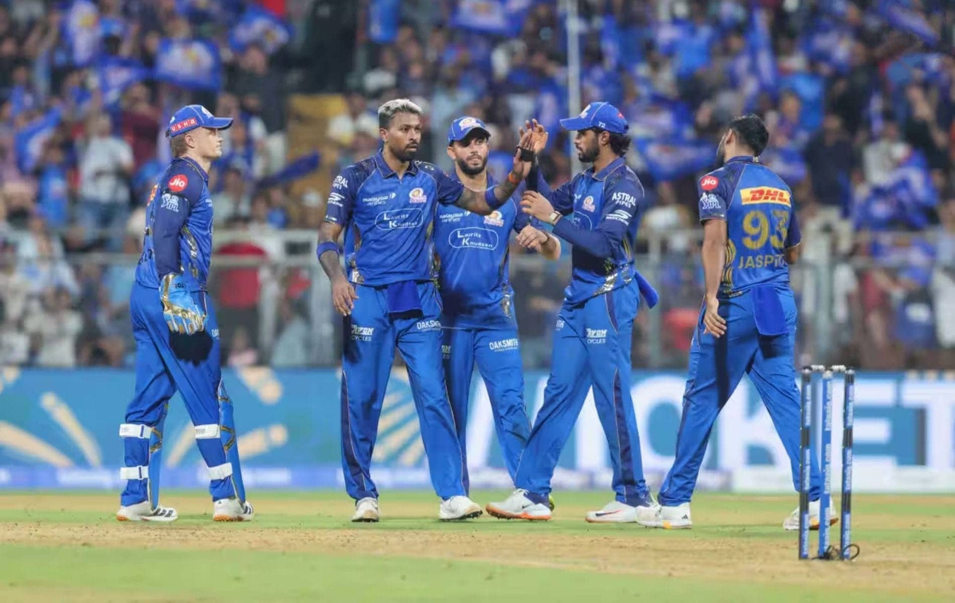 Sanjay Bangar Calls Out Suryakumar's Weak Batting Style