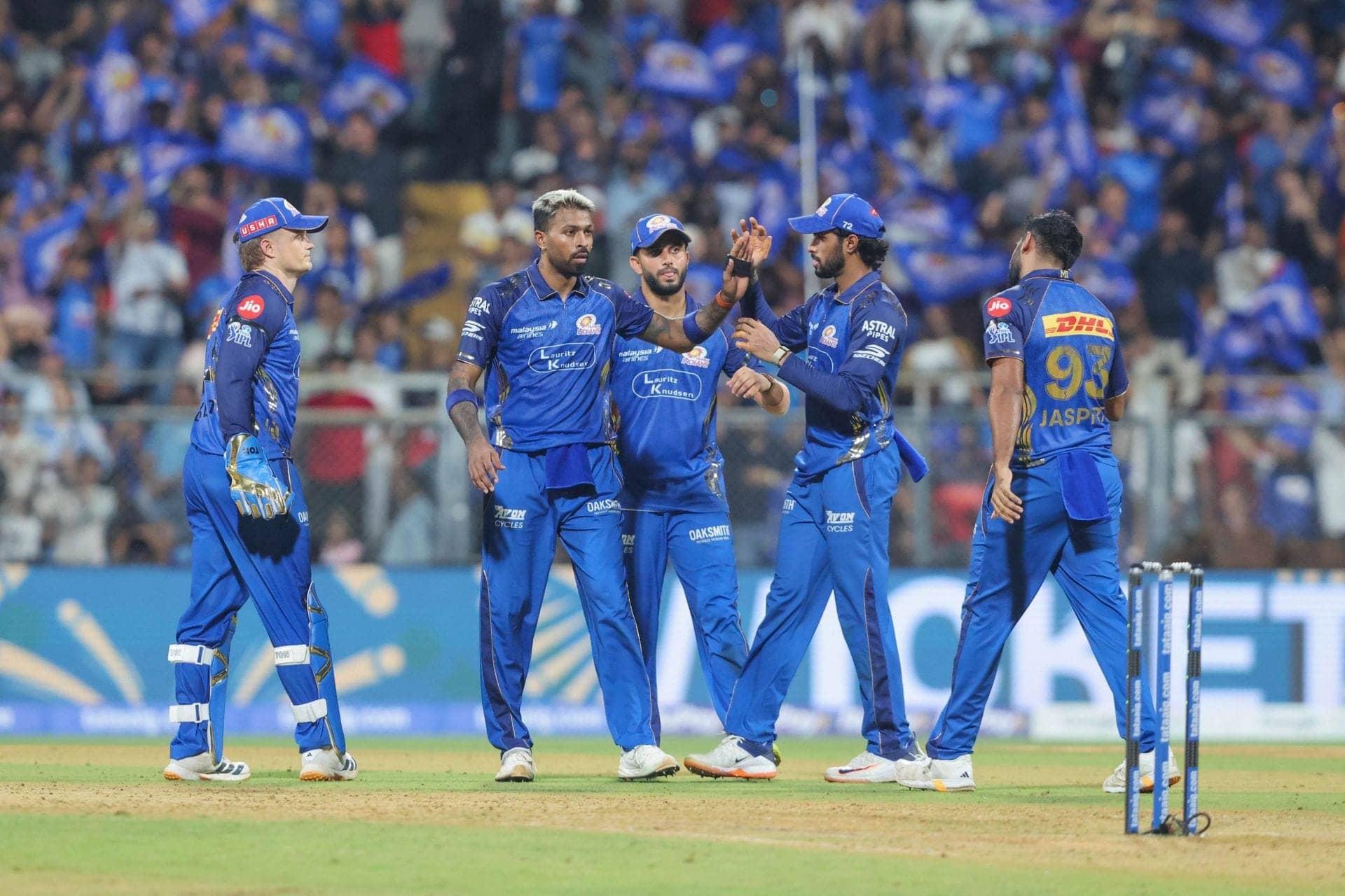 Aakash Chopra: MI's Bowling Lookin' Real Weak, Time to Switch It Up
